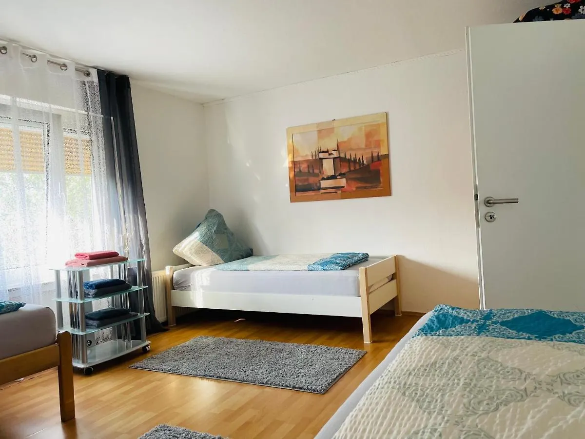 Bei Daniel Am Dortmunder Flughafen Apartment Germany